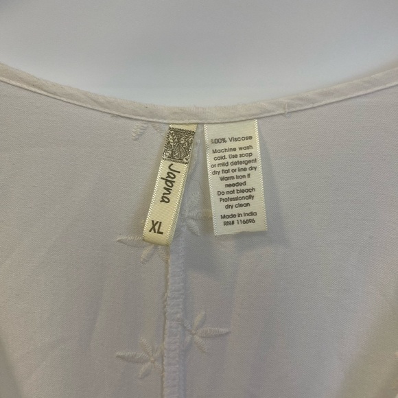 Japna Top Women XL White Eyelet Wrap Cropped Tie Back V Neck Peasant Cottagecore - Picture 8 of 9